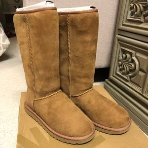 Ugg classic tall boots